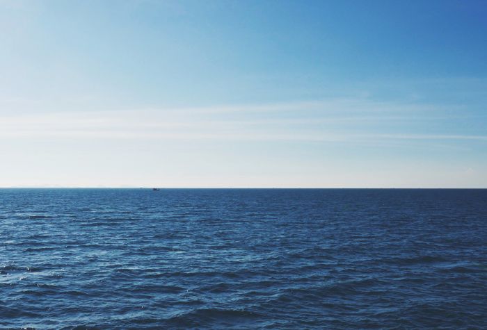 Картинка горизонт между морем и небом