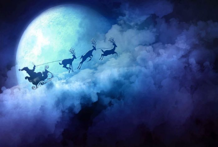 Картинка Дед мороз на санях с оленями, ночью летит по облакам